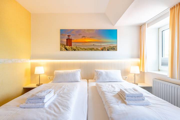 Ganze Ferienwohnung, Haus in der Innenstadt 'Amrum', Große Straße in Nordfriesische Inseln (Schleswig-Holstein) (Schleswig-Holstein), Wyk auf Föhr