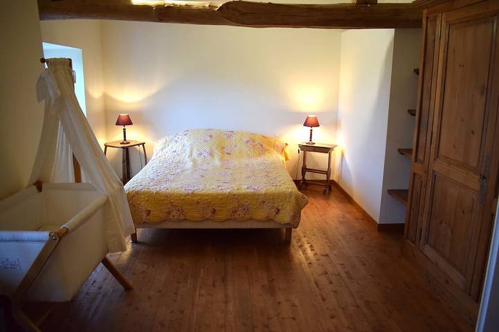 Location de vacances pour 5 personnes, avec jardin ainsi que terrasse et piscine à Saint-Pierre-d'Amilly - 2