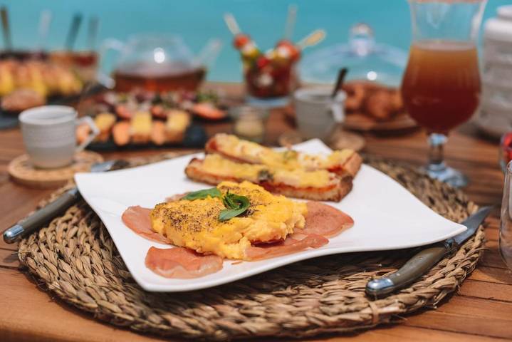 Gîte pour 4 personnes, avec piscine ainsi que jardin et vue en Martinique - 3