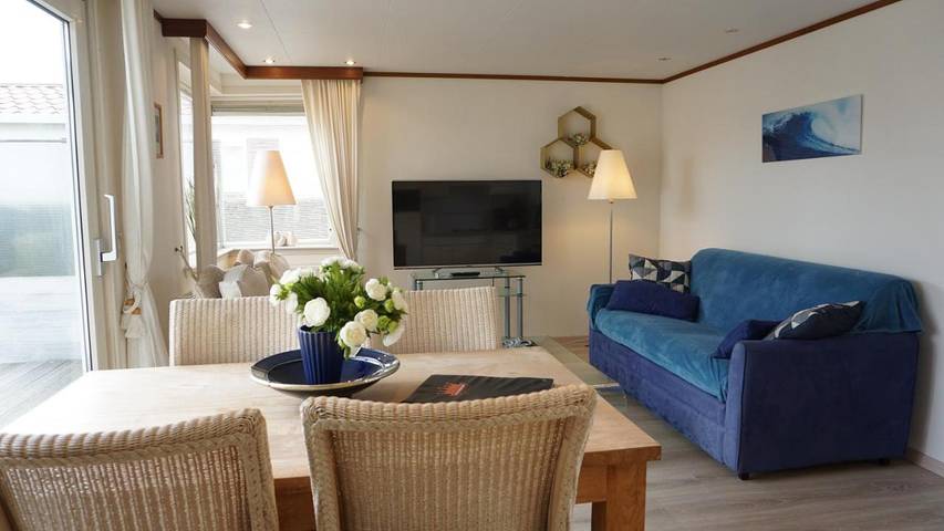 Ferienhaus für 4 Personen, mit Terrasse und Pool sowie Sauna, mit Haustier in Cadzand
