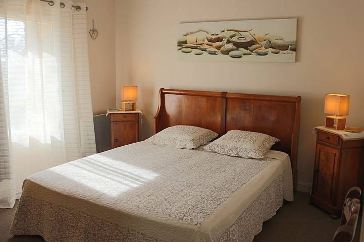 Location de vacances pour 6 personnes, avec jardin à Caseneuve - 2