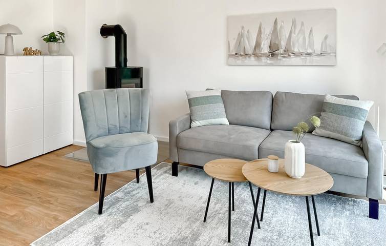Ferienhaus für 4 Personen, mit Seeblick und Garten sowie Terrasse und Sauna in Wesermarsch