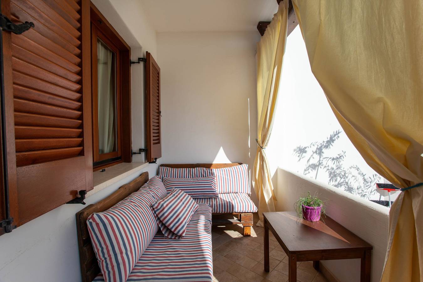 Appartamento intero, Appartamento per vacanze "Casa Antonella" con giardino, balcone e aria condizionata in Orosei, Golfo di Orosei