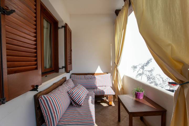 Appartamento intero, Appartamento per vacanze "Casa Antonella" con giardino, balcone e aria condizionata in Orosei, Golfo di Orosei