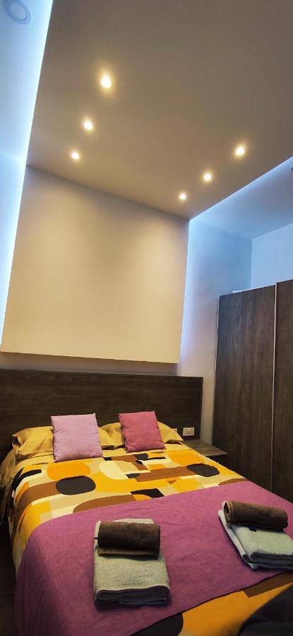 Appartement entier, Apartment with Balcony in Marsalforn, Zebbug
