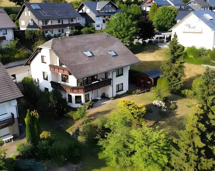 Ganze Wohnung, Haus Gerda mit Bergblick, privater Terrasse und Wlan in Willingen, die Mittelgebirge