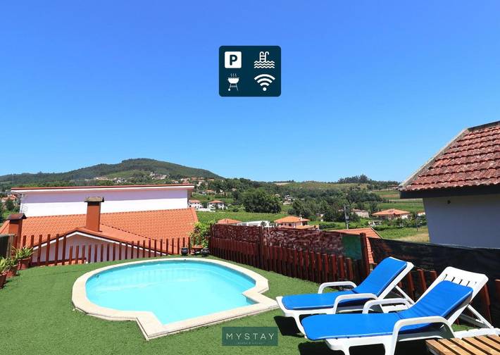 Apartamento entero, Apartamento 'Casa Alto Das Fragas' con vistas a la montaña, Wi-Fi y aire acondicionado in Canedo de Basto, Canedo de Basto e Corgo