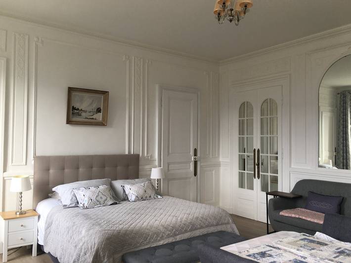 Gîte pour 2 personnes, avec vue sur le lac et jardin dans Parc du Bois Vidal - 2