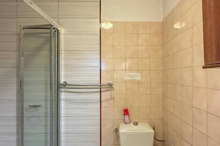 Location de vacances pour 3 personnes, avec jardin et terrasse à Albens - 3