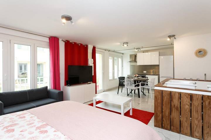 Gîte pour 2 personnes, avec jardin et vue, animaux acceptés à Le Blanc-Mesnil - 4