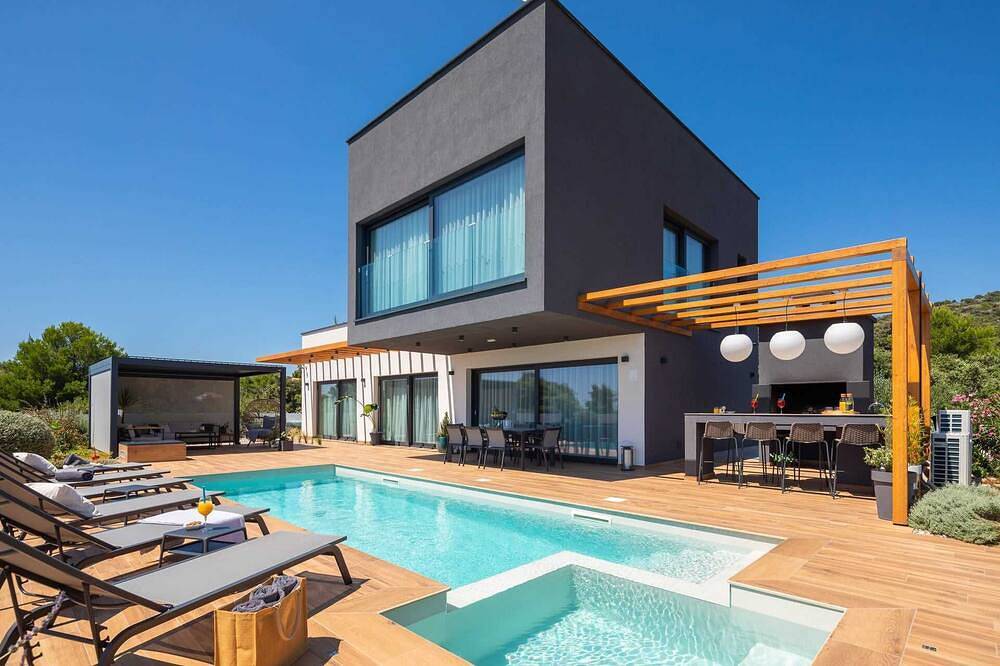 Casa vacanza a Razanj a partire da 452€ a notte