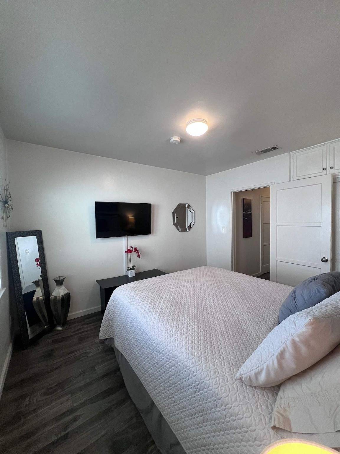 Geheel appartement, Large Central Apartment Place parking included in Los Angeles, San Fernando Valley