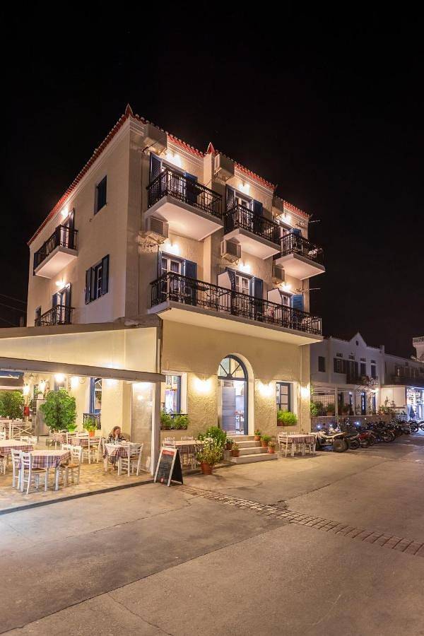 Double or Twin Room in Spetses Ville, Spetses