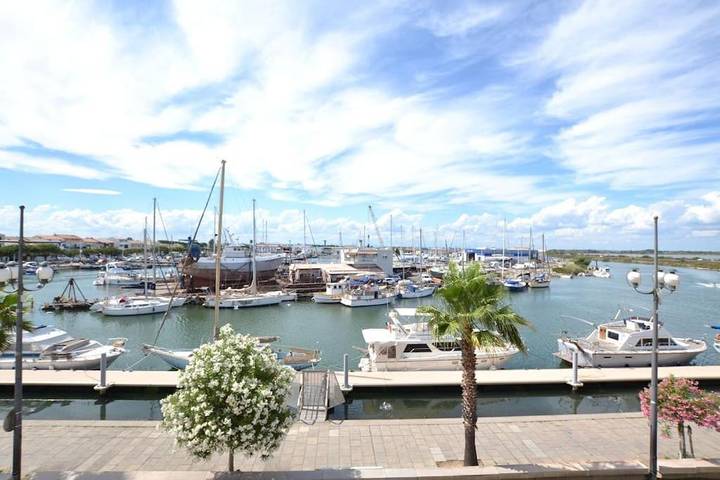 Gîte pour 6 personnes, avec terrasse et vue dans Gare Du Grau Du Roi - 3