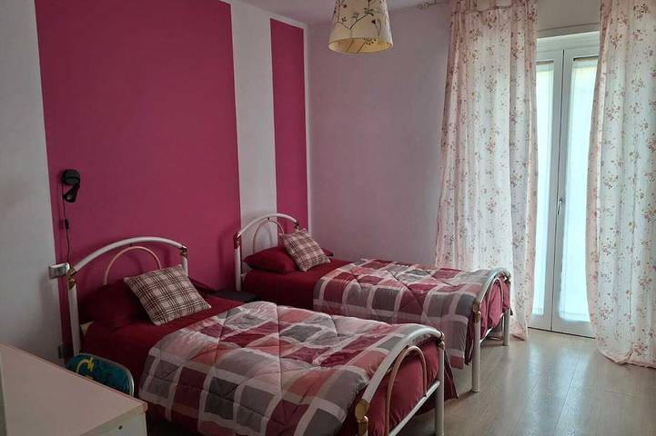 Appartement entier, Historic village 30m from Lake Iseo surrounded by nature and lots of tranquility in Gallinarga, Commune de Tavernola Bergamasca