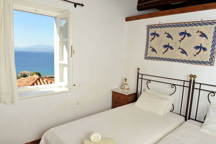 Location de vacances pour 9 personnes, avec balcon et jardin à Hydra - 4