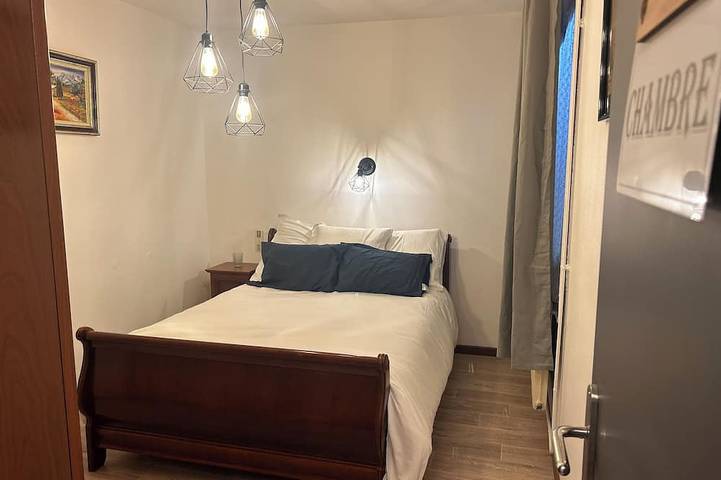 Ferienwohnung für 8 Personen, mit Sauna und Pool sowie Whirlpool und Balkon in Lourdes - 4