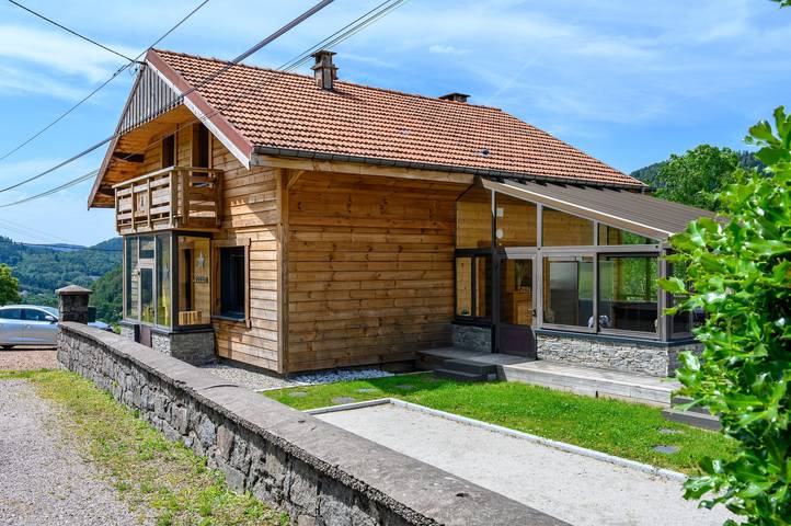 Chalet pour 6 personnes, avec jacuzzi et jardin - 1