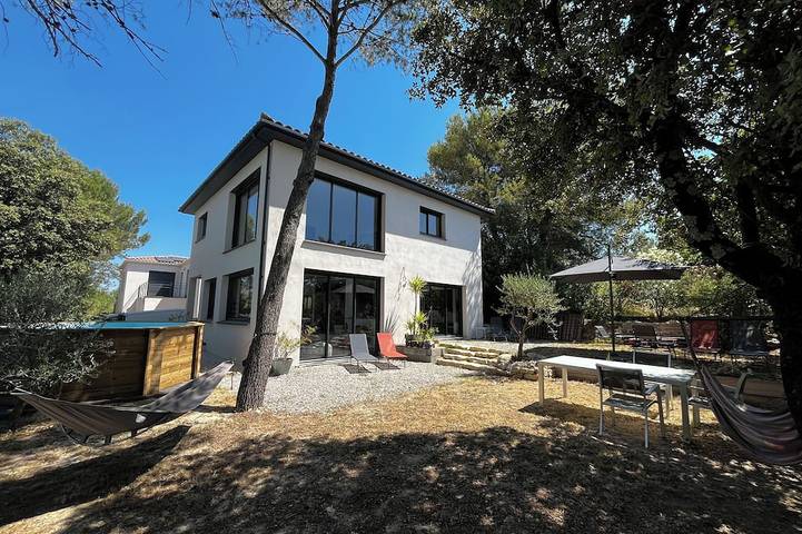 Location de vacances pour 6 personnes, avec Jardin à Montaud