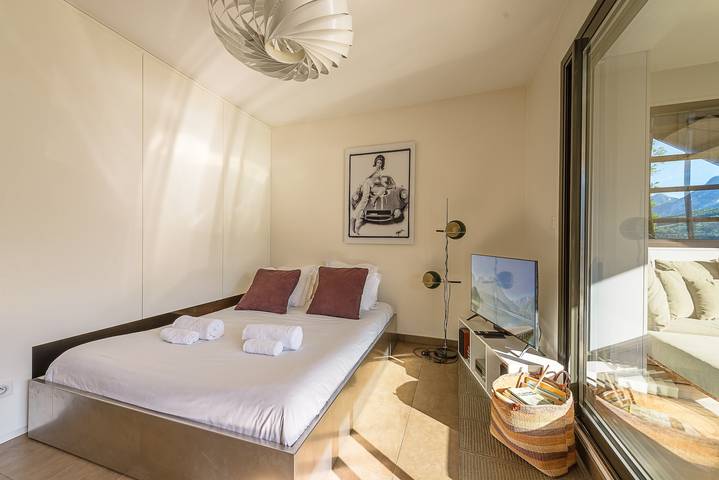 Gîte pour 4 personnes, avec vue sur le lac et terrasse, animaux acceptés à Duingt - 4