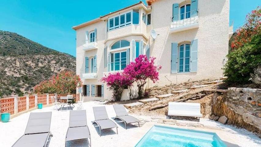 Gîte pour 11 personnes, avec piscine et jardin dans Plage d'Aiguebelle - 4