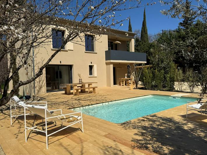 Location de vacances pour 8 personnes, avec balcon et jardin à Vaison-la-Romaine - 3