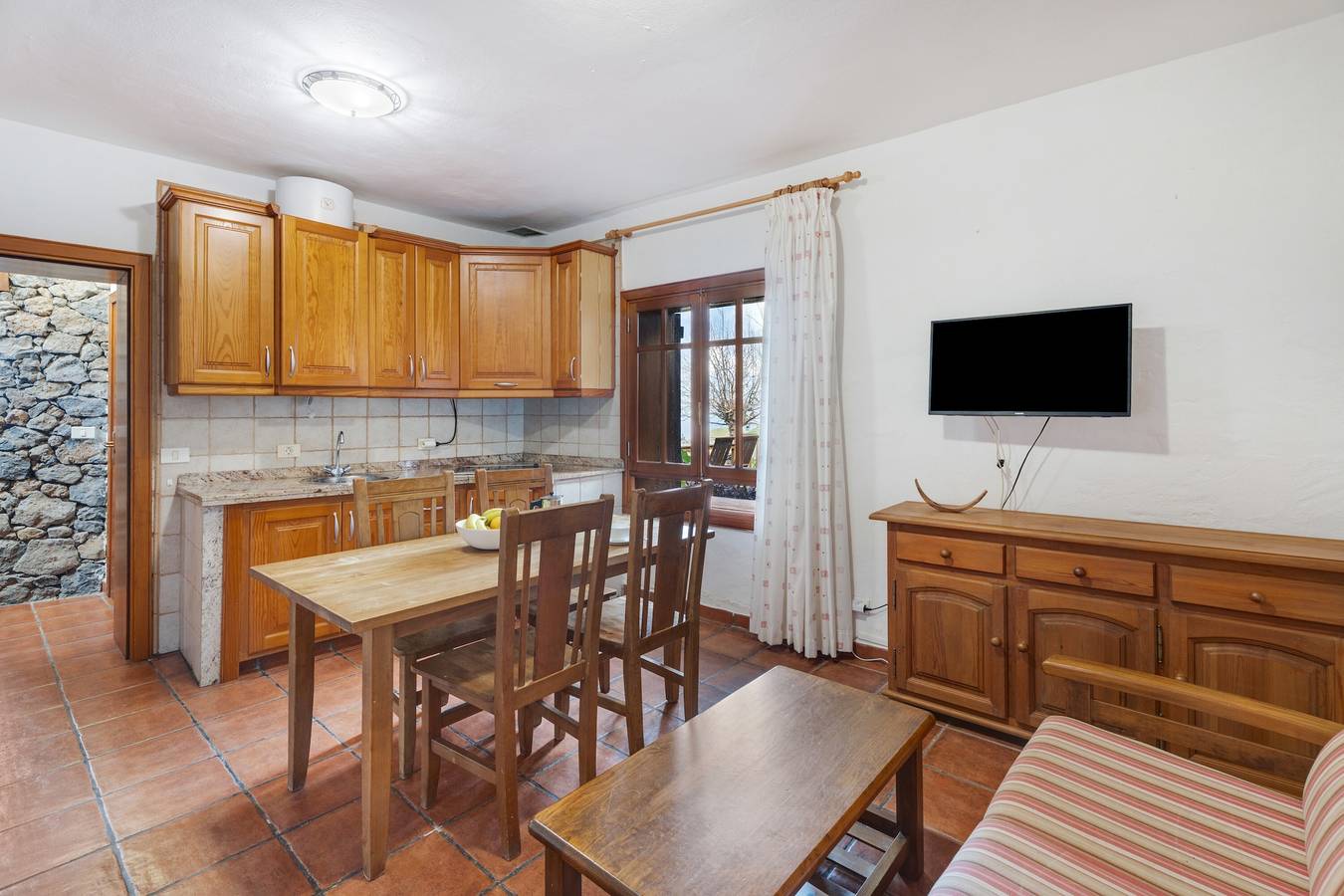 Casa Rural 'El Almendro' mit Meerblick, Gemeinschaftsterrasse und Wlan in El Mocanal, Valverde