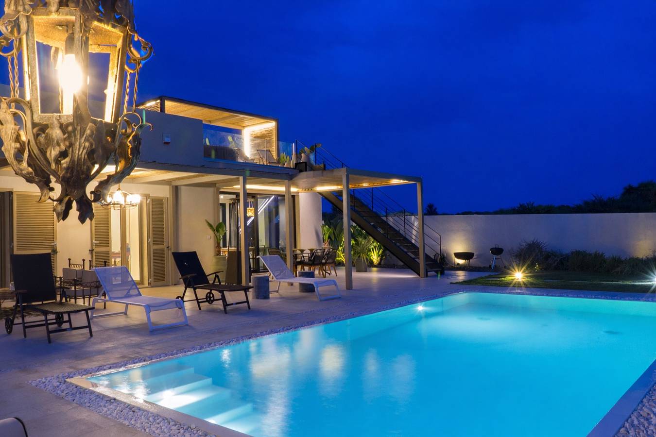 Villa Alti vista mare e piscina privata in Santa Maria del Focallo, Ispica