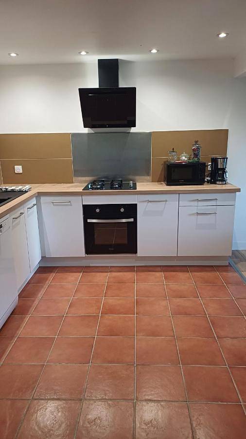 Location de vacances pour 4 personnes, avec jardin à Montreuil-le-Henri - 2