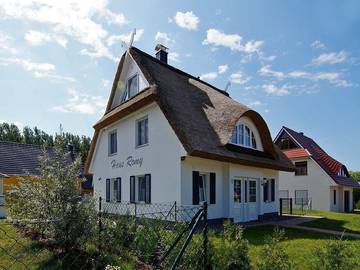 Ferienhaus für 10 Personen in Glowe, Rügen, Bild 1