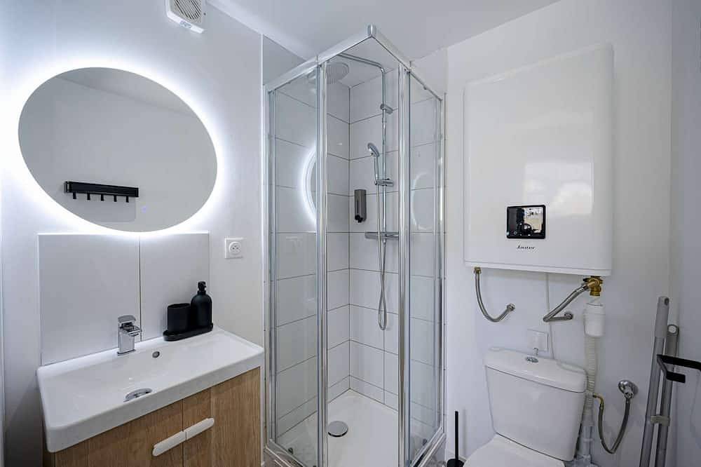 Entire apartment, Les Maisons Acajou / Superb, fully-equipped studio apartment in Châtellerault, Vienne