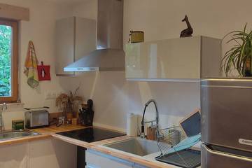 Gîte pour 4 personnes, avec jardin à Villy-le-Pelloux
