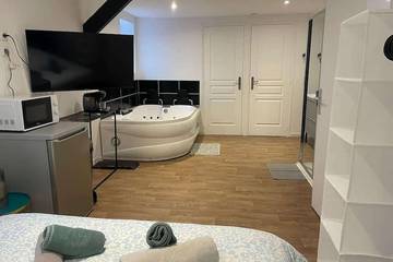 Appartement De Vacances pour 2 Personnes dans Tourcoing, Région de Lille, Photo 1