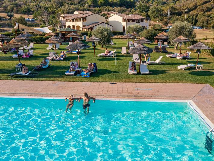 Gîte pour 6 personnes, avec jardin ainsi que balcon et bassin pour enfant, animaux acceptés à Suvereto - 4