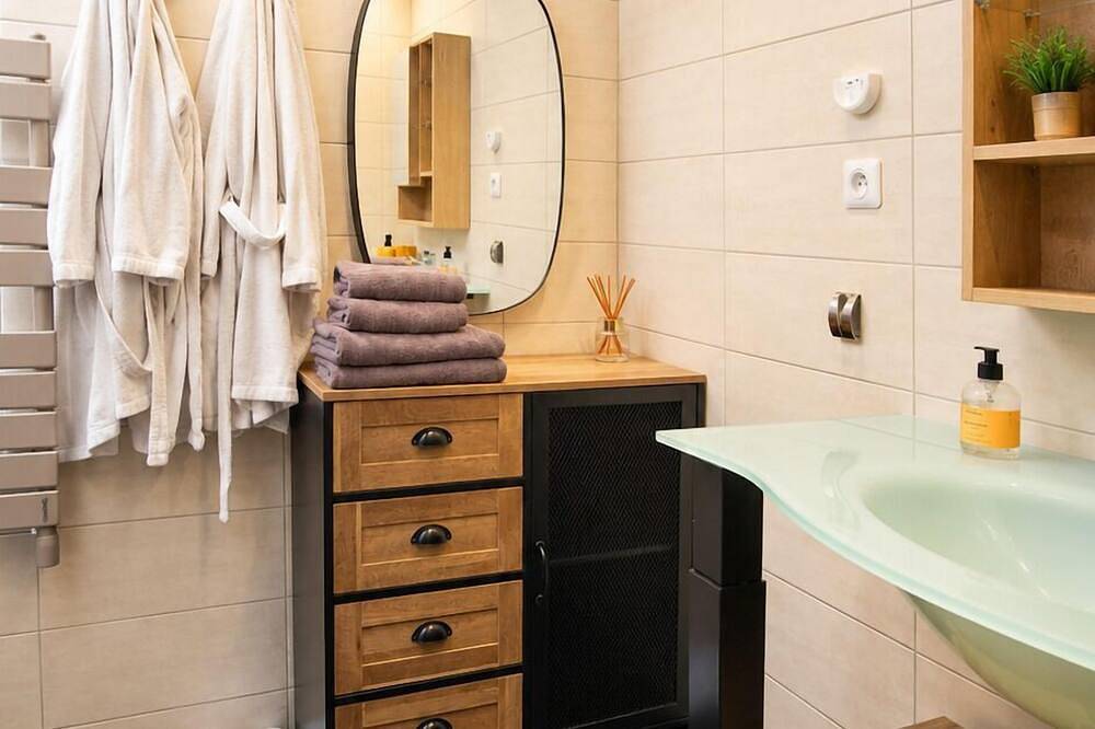 Appartement entier, \"L'Orée\" - Spa privatif - au calme in Surzur, Côte des Mégalithes
