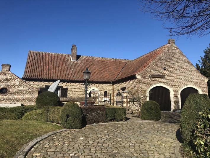 Maison de vacances pour 14 personnes, avec terrasse à Bilzen