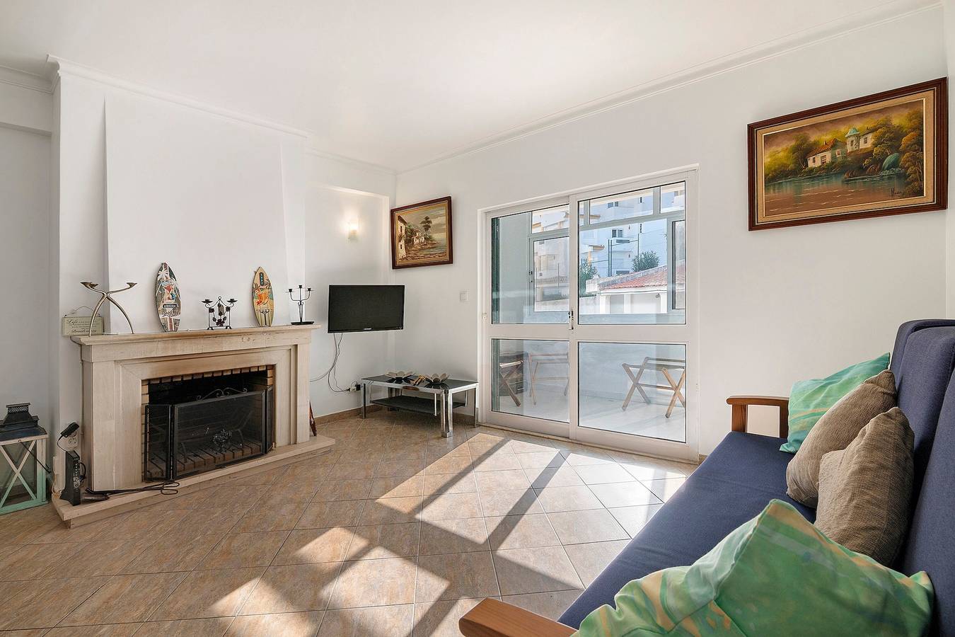 Appartement entier, Appartement de vacances central à Albufeira avec piscine partagée in Albufeira, District de Faro