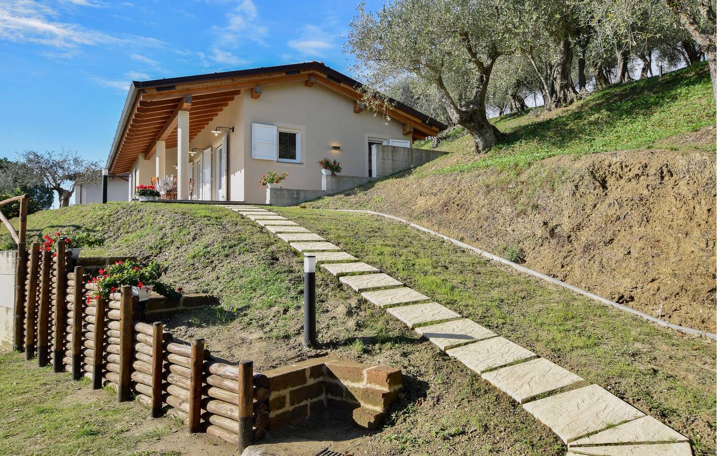 Charmantes Apartment mit Pool und WLAN in der Nähe von Massarosa in Massarosa, Italienische Riviera