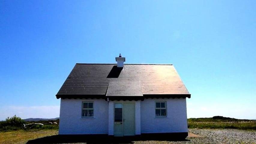 Holiday apartment for 7 people, with garden in Ballyconneely