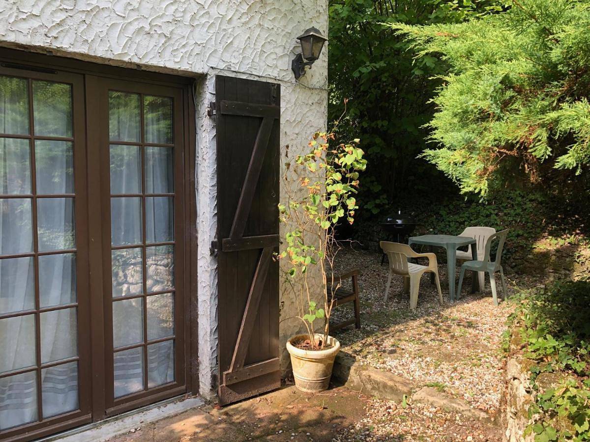 Appartement entier, One-Bedroom Apartment in Samois-sur-Seine, Seine-et-Marne