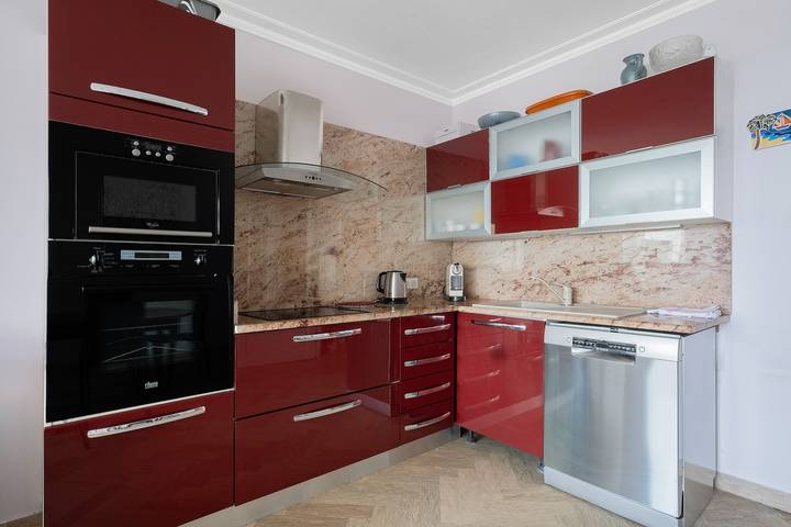Appartement entier, Juan les pins centre le France grand 3P vue mer in Juan-les-Pins, Antibes
