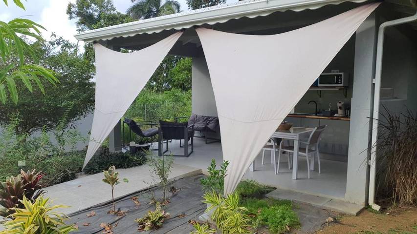 Maison d’hôte pour 2 personnes, avec piscine et jardin à Baie-Mahault - 2