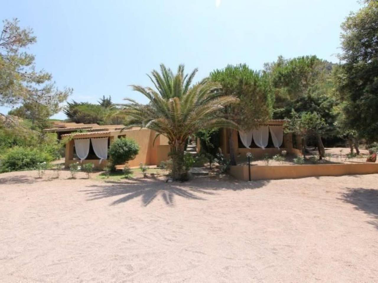 In Costa Paradiso mit Terrasse und Grill in Costa Paradiso, Trinità d'Agultu e Vignola region