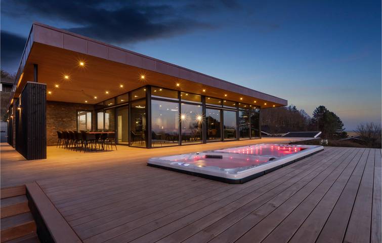 Ferienhaus für 12 Personen mit Terrasse in Knebel, Süddjursland