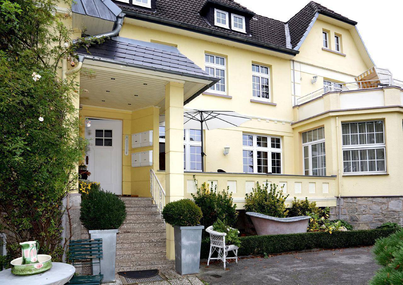 Ganze Ferienwohnung, Schöne Wohnung in Bad Pyrmont mit großem Garten in Bad Pyrmont, Weserbergland