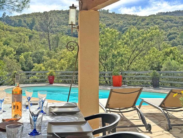 Location de vacances pour 6 personnes, avec jardin à Le Plan-de-la-Tour - 2