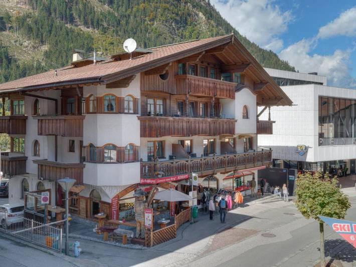 Appartement voor 5 personen, met balkon en uitzicht in Mayrhofen