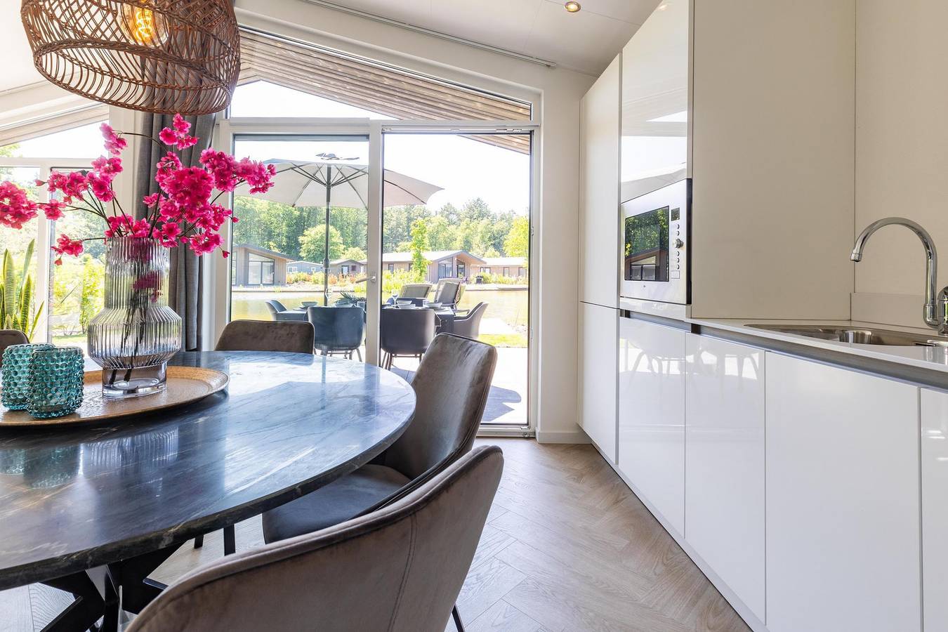 Vakantiepark Molenvelden — Watervilla Luxe Wellness | 6 people in Veldhoven, North Brabant