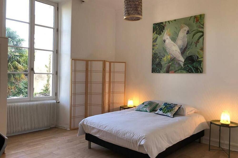Villa Donna Jacuzzi centre ville in Niort, Région de Niort