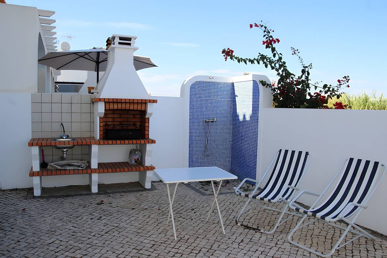 Maison de vacances 'V2 Soft Beach' avec terrasse privée, Wi-Fi et climatisation in Manta Rota, Parque Natural da Ria Formosa
